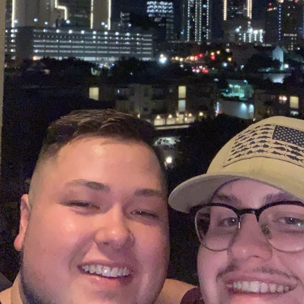 Meet your Posher, Cameron